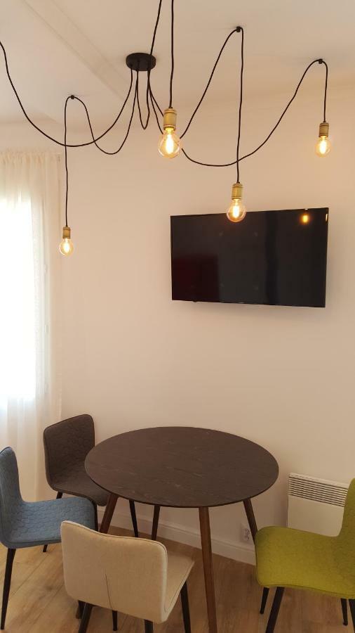 123 Sadi Carnot, Classe 2 Etoiles Сен-Рафаель Екстер'єр фото